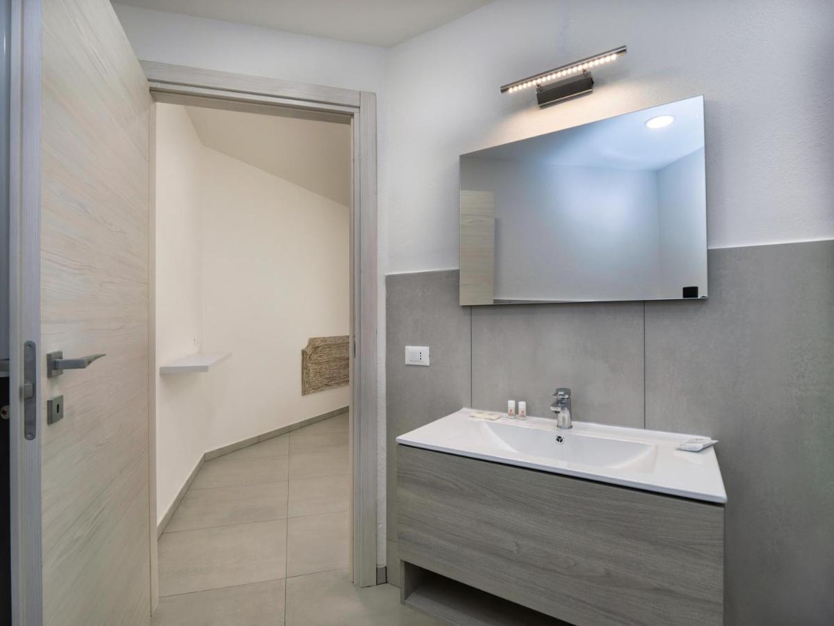 Aldo Moro Rooms Olbia Extérieur photo