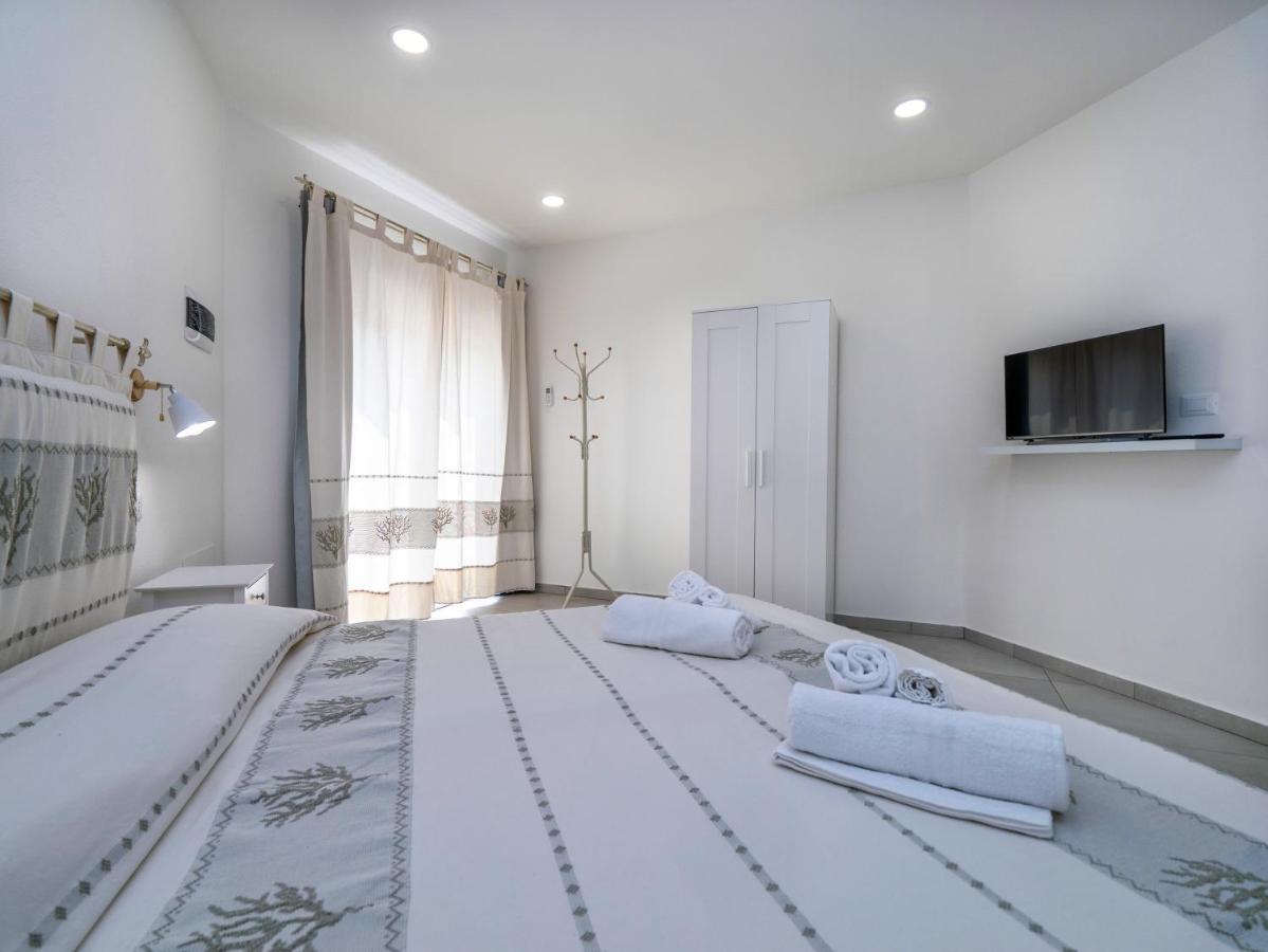 Aldo Moro Rooms Olbia Extérieur photo