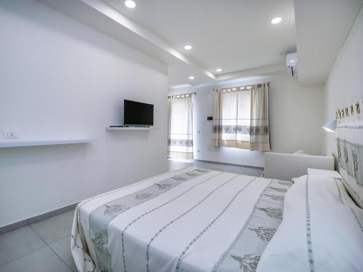 Aldo Moro Rooms Olbia Extérieur photo